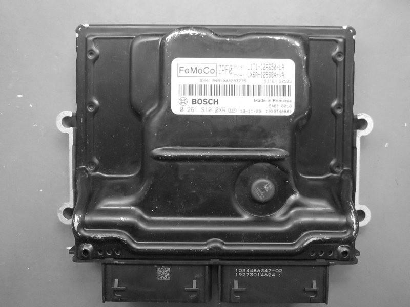 Ford Fiesta 1.0, L1T1-12A650-LA, 0261S100XR, 10SW050332, 0 261 S10 0XR, 0261S100XR, L1T1-12A650-LA, L1T1 12A650 LA, LX6A-12B684-VA, LX6A12B684VA, ZPF0 S2SZJ,