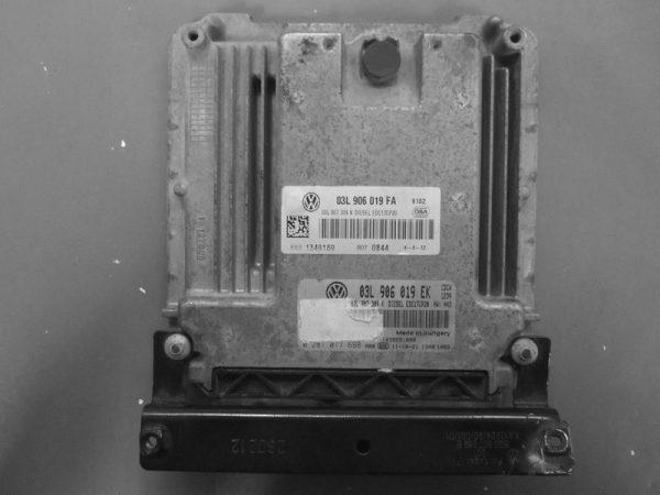VW Amarok 2.0TDI 03L906018EK 0281017698 EDC17CP20 CDCA H43 1037526350 1037518080