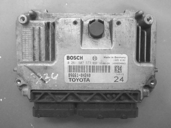 Toyota Aygo 1.0 89661-0H240 0261S07573 ME7.9.52 1037521811