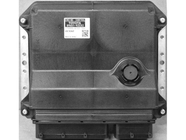 Toyota RAV4 2.2D4D 89661-42C02 175800-4722