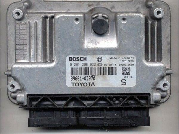 Toyota Yaris 1.0 89661-0D270 0261208932 ME7.9.51 1037378161