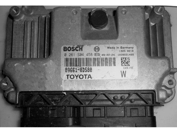 Toyota Yaris 1.0 89661-0D580 0261S04458 ME7.9.52 1037398638