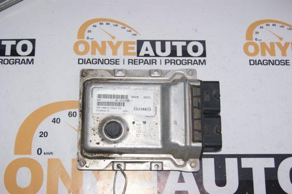 FIAT 500 1.2 ECU (ENGINE MANAGEMENT) - PART NO: 52045262 / BC0153657A  BC0153657A / BC.0153657.A / 9GFT7 / 9GF.T7