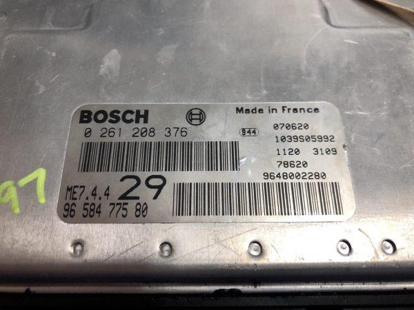 Engine ECU 0261208376, 0 261 208 376, 9658477580, 96 584 775 80, ME7.4.4