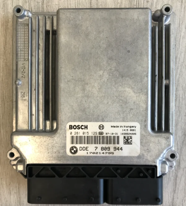 BMW X5 3.0 ECU (Engine Management) – Part No: DDE7809944 / 0281015129
