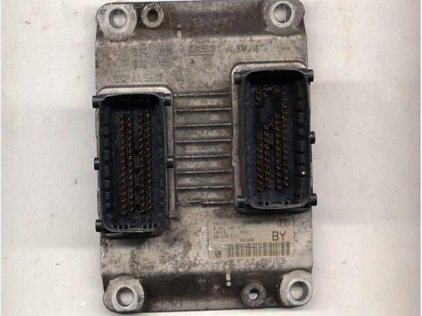 Opel Corsa C 1.0 0261206072 Z10XE ME7 1037360292