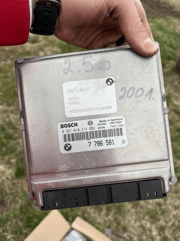BMW 7 SERIES 3.0 730d ECU (Engine Management) – Part No: 13617789376 / 0281010314