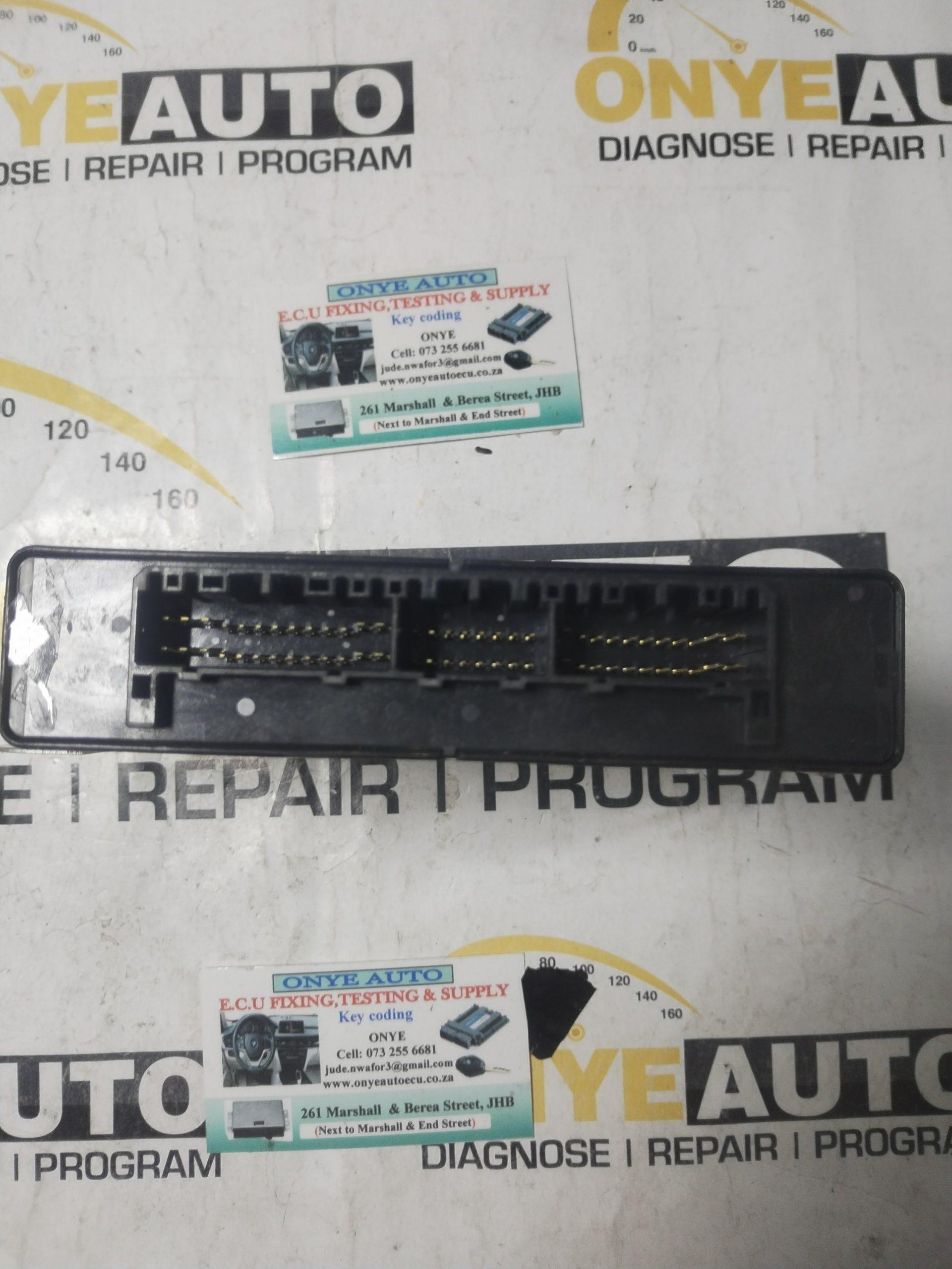 Mitsubishi Pajero Montero 8631A260 G1T32773 H ECU - Karpart